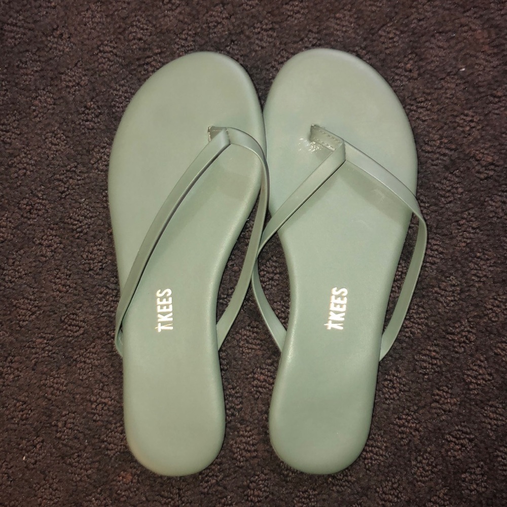 Green TKEES size 6